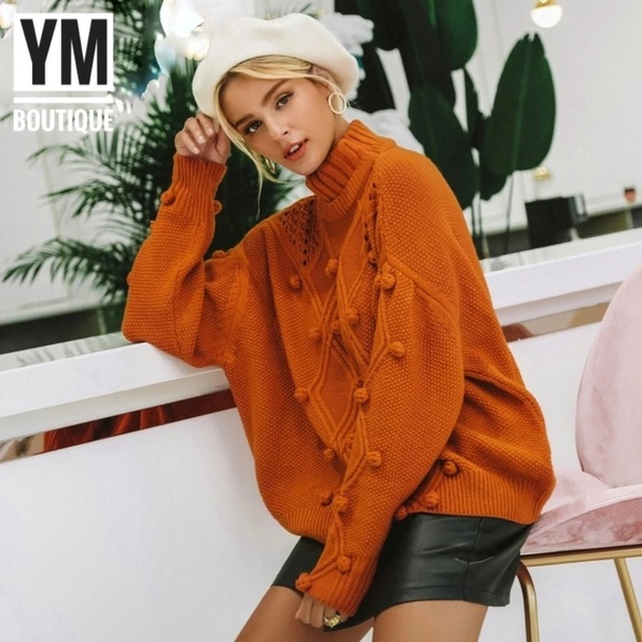 🔥1 Left🔥Oversized pompom sweater - Picture 3 of 6